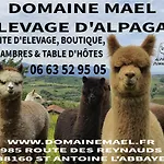 Frühstückspension Alpagas Du Domaine Mael Saint-Antoine (Isere)
